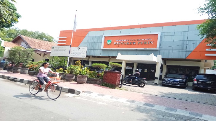Kantor Dinas Tenaga Kerja dan Perindustrian (Disnakerperin) Solo, Jawa Tengah, Selasa (7/7). (MP/Ismail)