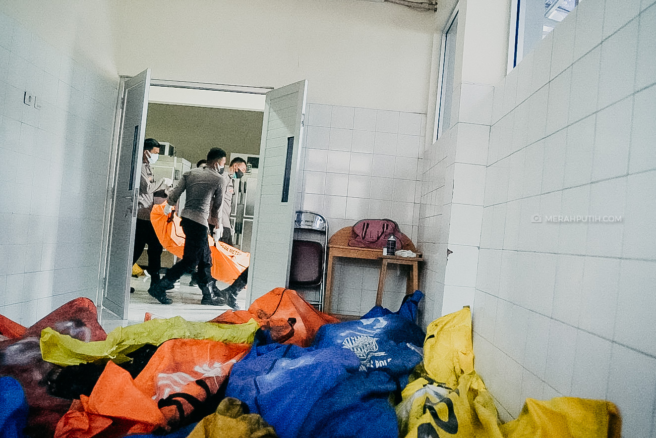 Jenazah Korban Kebakaran Lapas Tangerang Dikirim ke RS Polri