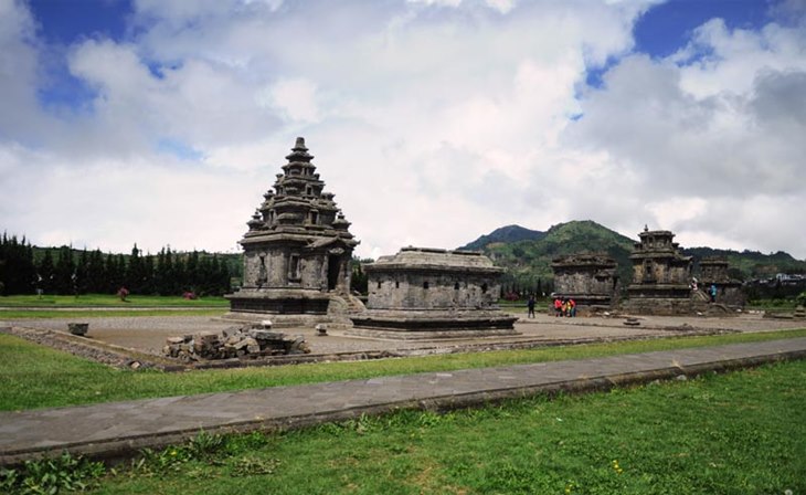 dataran tinggi dieng