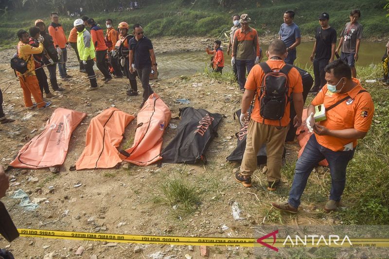 7 Remaja Tewas di Kali Bekasi Sempat Berkumpul, Polisi Beberkan Hasil Penemuan