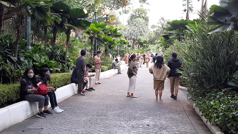 Pegawai di Balai Kota DKI Berhamburan Keluar Gedung Saat Digoyang Gempa