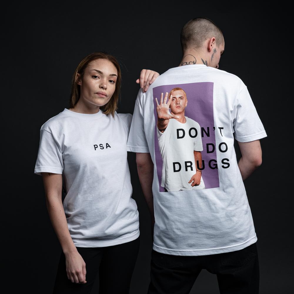 Eminem Luncurkan Merchandise 20th Anniversary "The Slim Shady LP"