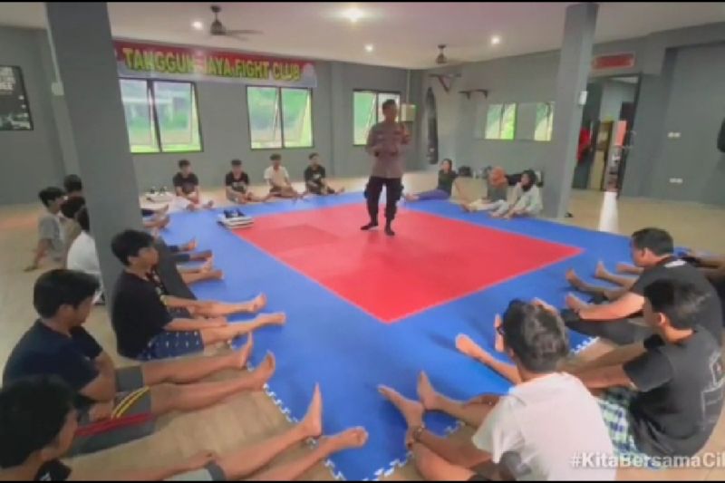 Cegah Aksi Tawuran dan Narkoba, Polisi Sediakan Sasana Tinju