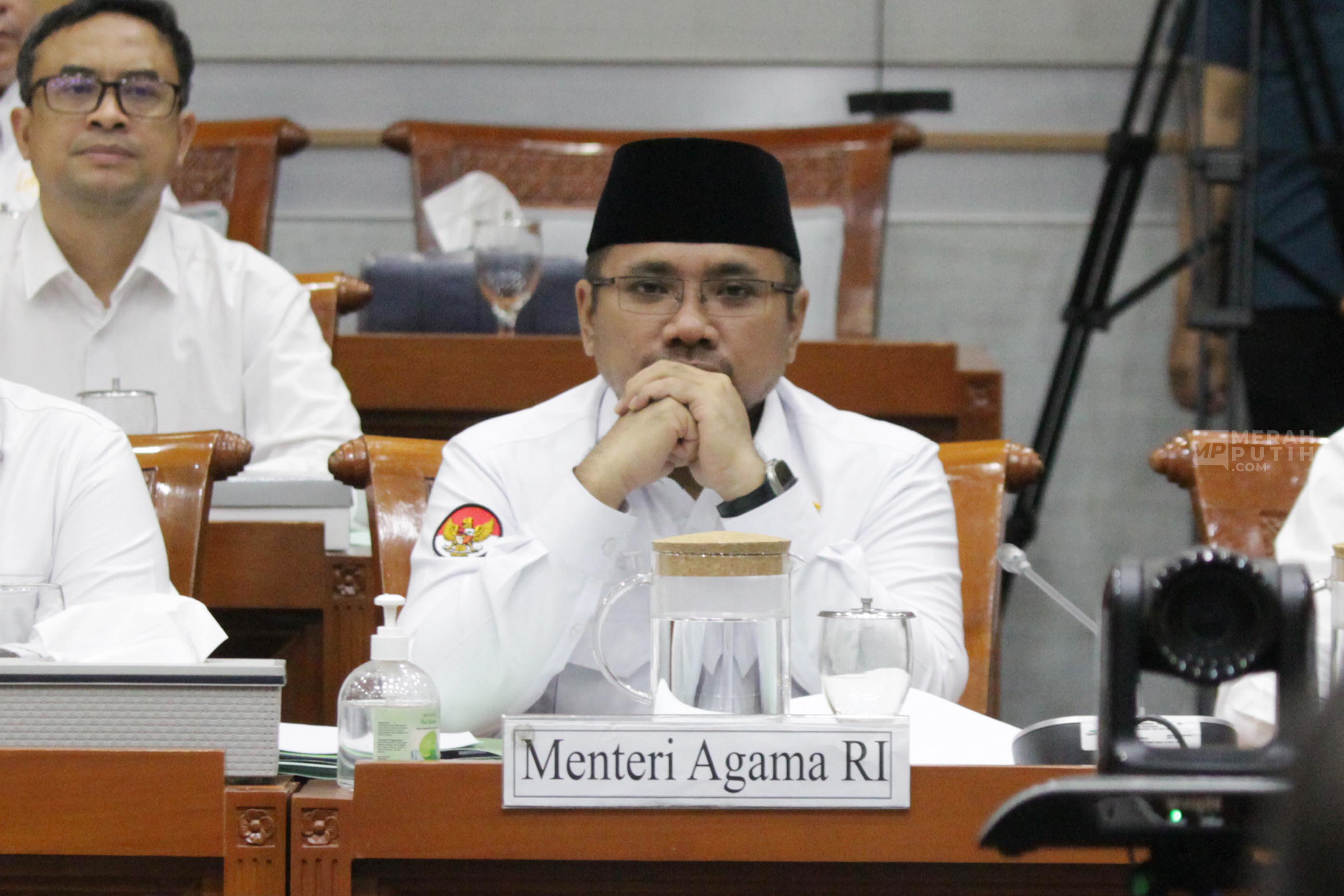 Raker Menag dengan Komisi VIII Bahas Anggaran Kemenang Tahun 2025