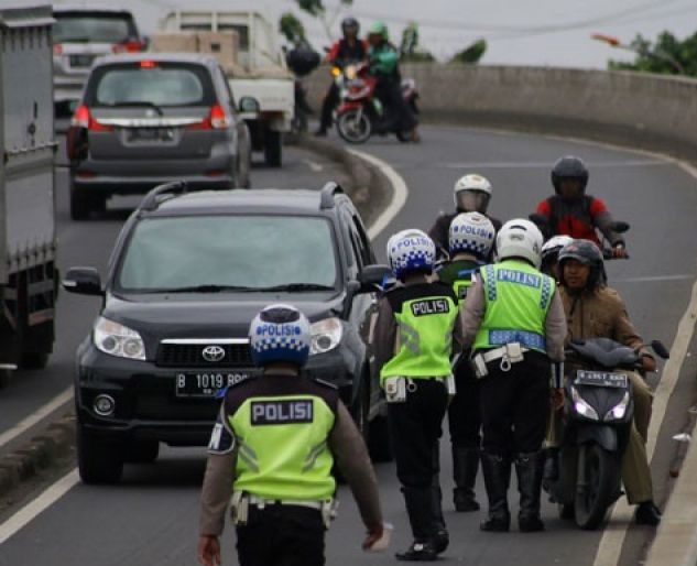 Sering Disepelekan, 5 Hal Ini Bisa Bikin Kamu Ditilang Polisi