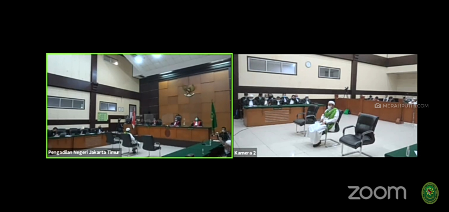 Sidang vonis menantu Rizieq Shihab, Muhammad Hanif Alatas dalam kasus informasi bohong swab test di Rumah Sakit (RS) Ummi di PN Jaktim, Kamis (24/6). Foto: MP/Asropih