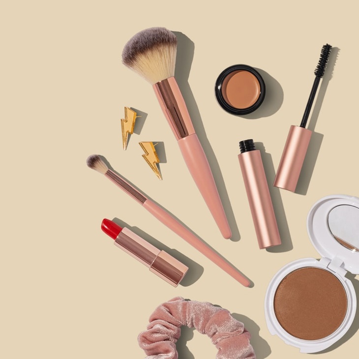 Yuk, Simak Tips Membersihkan Peralatan Makeup