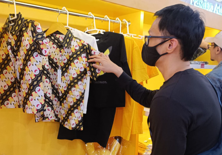 Pikachu Pakai Batik Motif Parang, Gemasin Banget!
