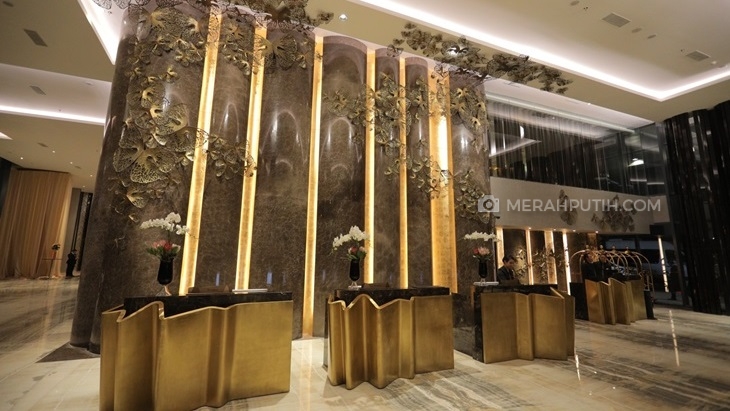 Megahnya Sky Ballroom JHL Solitaire Gading Serpong, a D Varee Collection yang Didatangi Jokowi