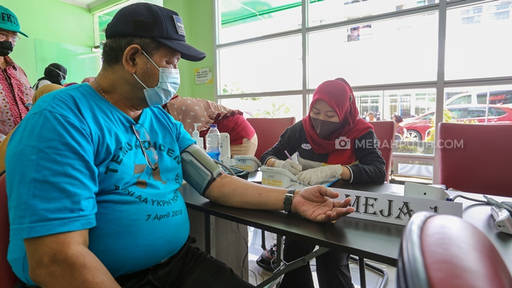 300 Juta Dosis Vaksin COVID-19 Lebih Sudah Disuntikkan ke Penduduk