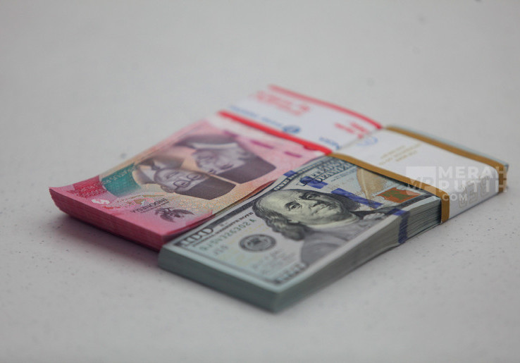 Rupiah Menguat ke Rp17.900 Imbas Kenaikan Harga Pertamax