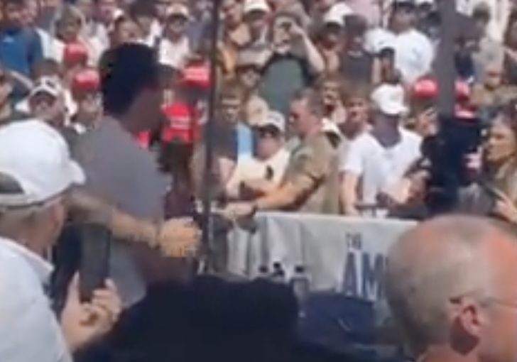 Penembak Charlie Kirk masih Berkeliaran, FBI Baru Temukan Senjata yang Digunakan Pelaku