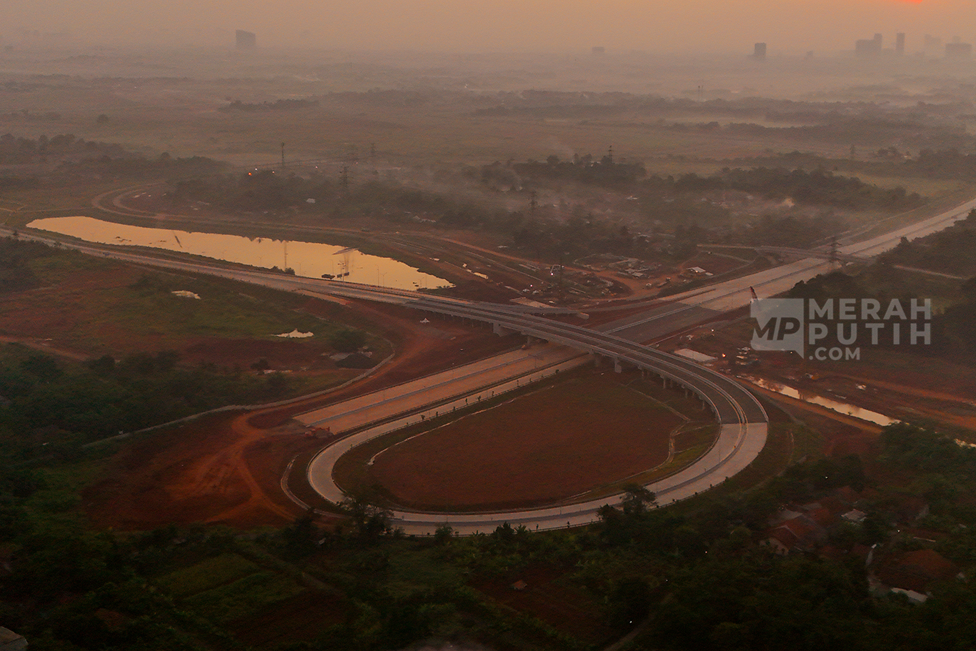 Menilik Pembangunan Jalan Tol Serbaraja Seksi 1B CBD - Legok - MerahPutih