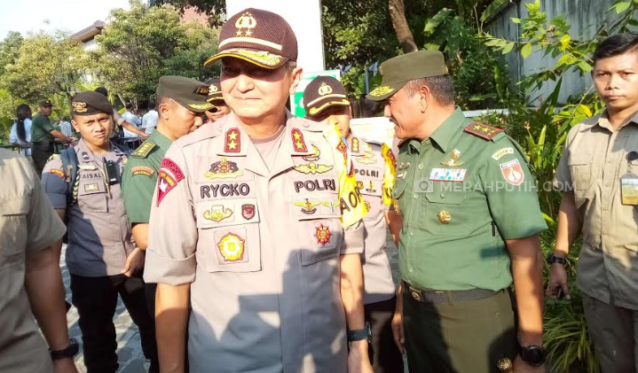 Pelaku Bom di Pospol Sukoharjo Gunakan Uang dari Orang Tua untuk Beli Bahan Kimia