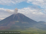 Semeru Masih Terus Erupsi, Hari Ini 16 Kali Batuk Letusan Tertinggi 4,7 KM