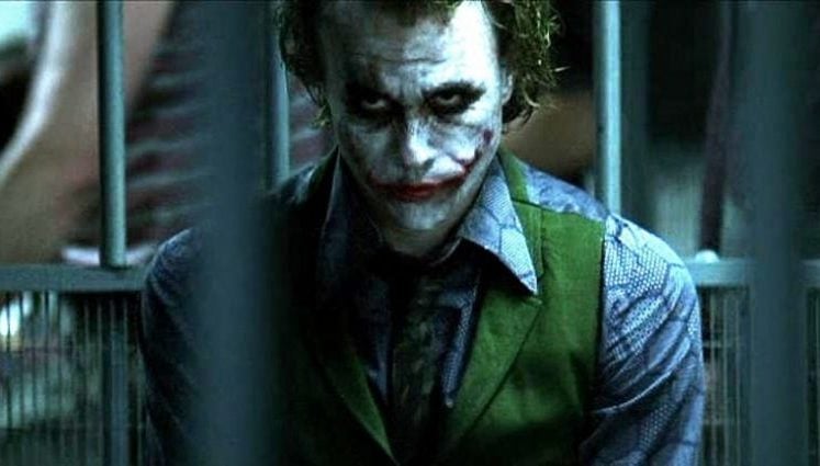Peran Heath Ledger dalam film The Dark Knight menuai kontroversi (Foto: sciencefiction.com)