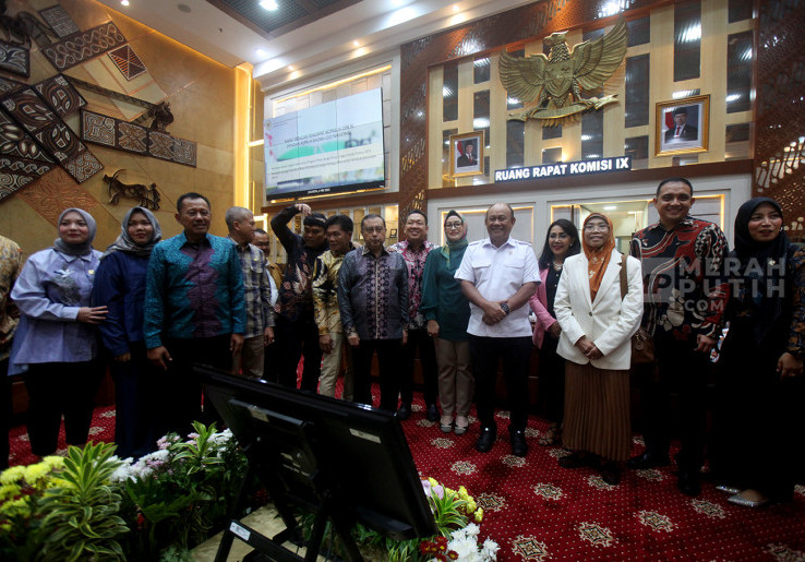 RDP Kepala BGN dengan Komisi IX DPR Bahas Tambahan Anggaran MBG Senilai Rp 50 Triliun 