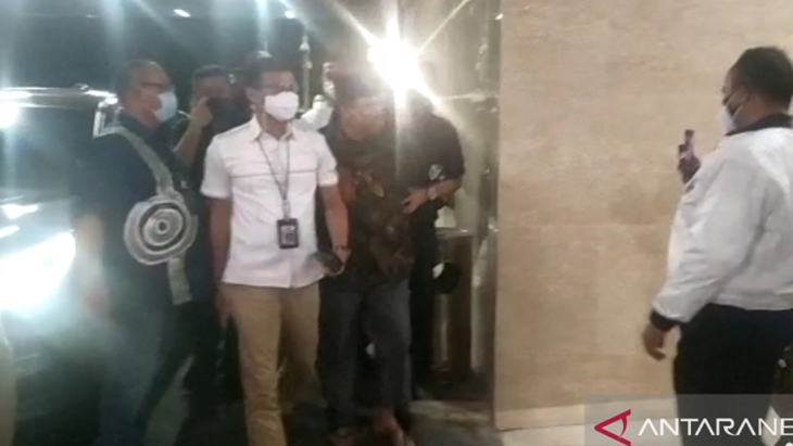 Sembuh Setelah Dirawat, Yahya Waloni Langsung Dijemput Polisi
