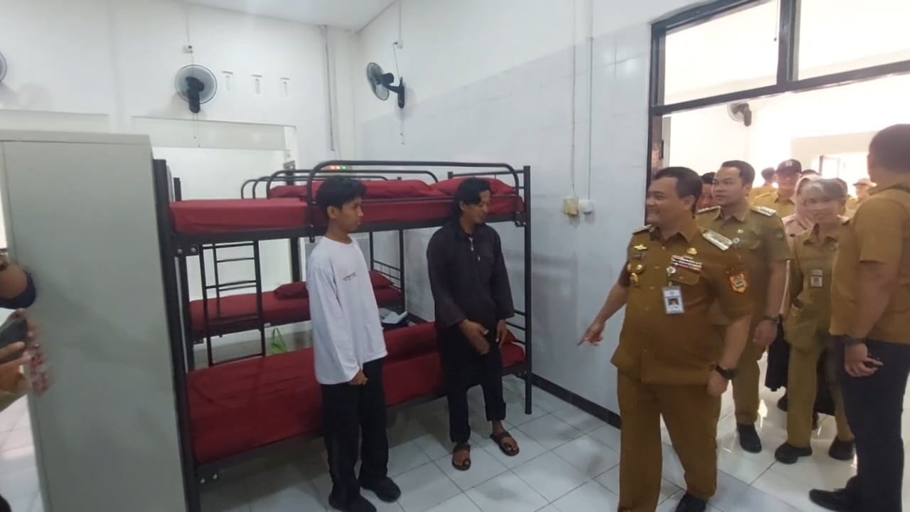 Mulai Tahun Ajaran Baru, Gubernur Jateng Ingatkan Tidak Ada Bully di Sekolah Rakyat
