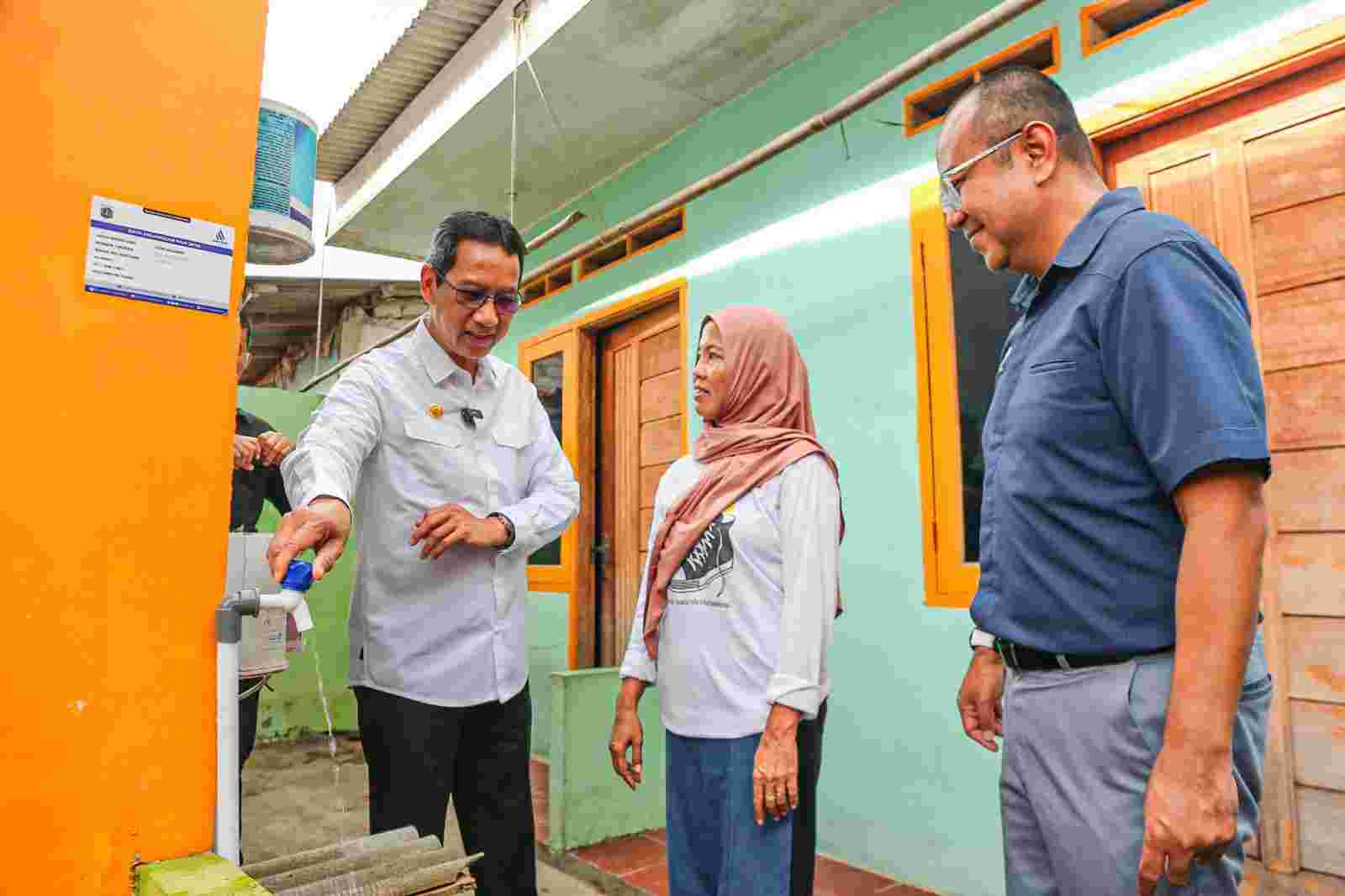 Warga Kamal Muara Dapat Akses Air Bersih, Tak Perlu Lagi Beli Air Gerobak