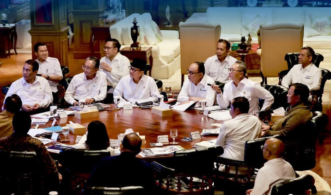 Presiden Prabowo Bentuk Satgas Koperasi Merah Putih, Permudah Pasok Pangan ke Desa
