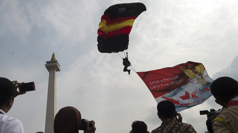 HUT Ke-71 Bhayangkara Di Lapangan Monas Jakarta