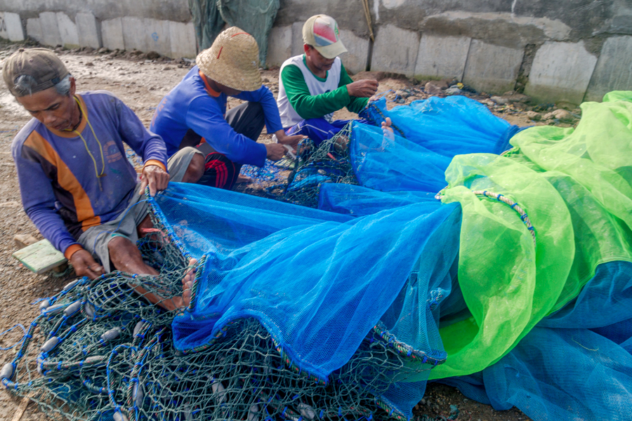 Ilustrasi jaring penangkap ikan teri jenis "gillnet". (FOTO Antara/Aji Styawan)