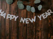 7 Ide Merayakan Tahun Baru Tanpa Kembang Api, Tetap Hangat dan Berkesan!