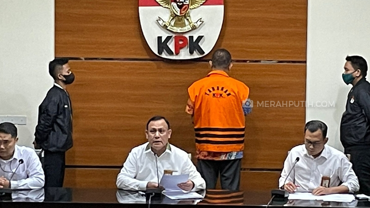 KPK Duga Rafael Alun Terima Gratifikasi Rp 1,35 Miliar