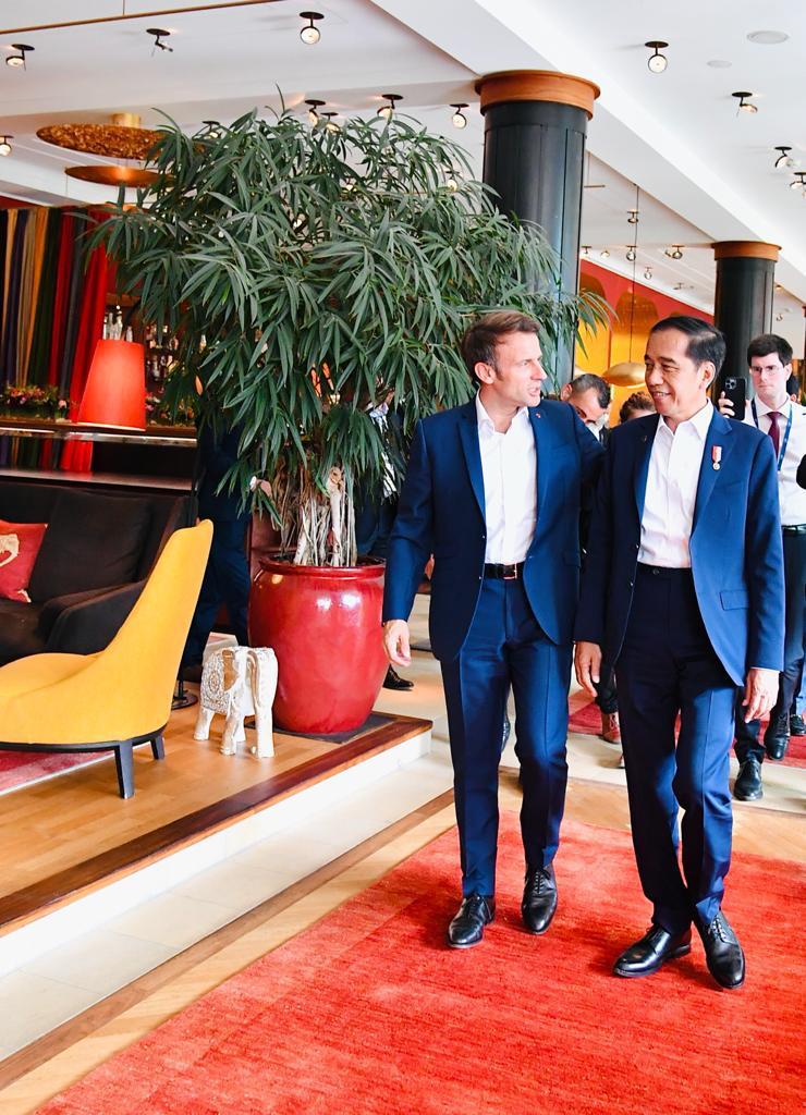 Presiden Joko Widodo melakukan pertemuan bilateral dengan Presiden Prancis Emmanuel Macron. (Foto: Sekretariat Presiden)
