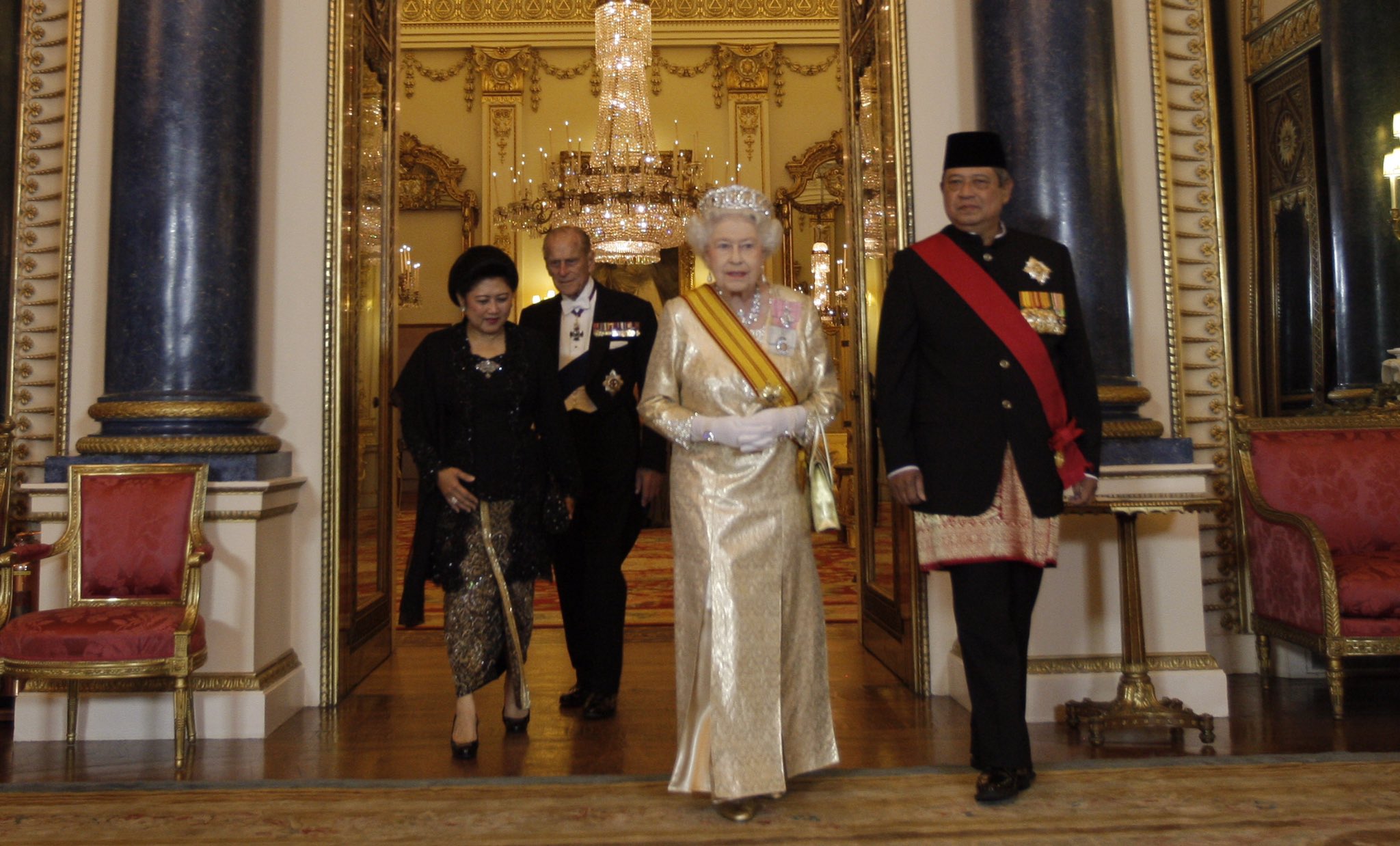 SBY Kenang Dapat Gelar Kesatria Agung dari Ratu Elizabeth II