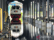 Banjir di Semarang Bikin Perjalanan Kereta Api Dibatalkan dan Terlambat Sampai 6 Jam