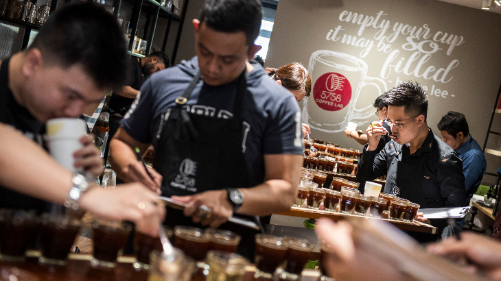 Pelatihan Coffee Lab di Bandung