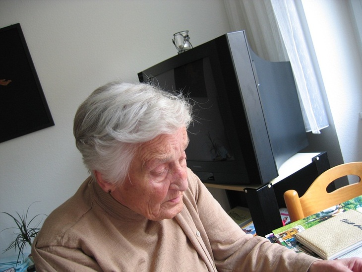 Teh putih dapat melindungi dari penyakit alzheimer. (Foto: Pixabay/geralt)