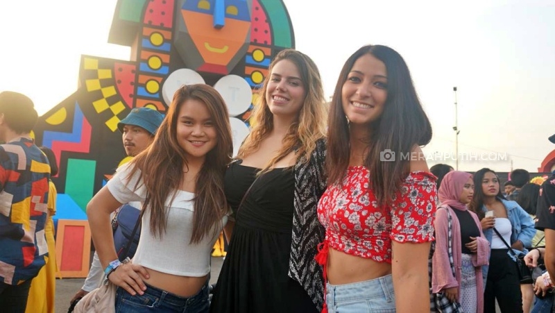 Outfit We The Fest 2019