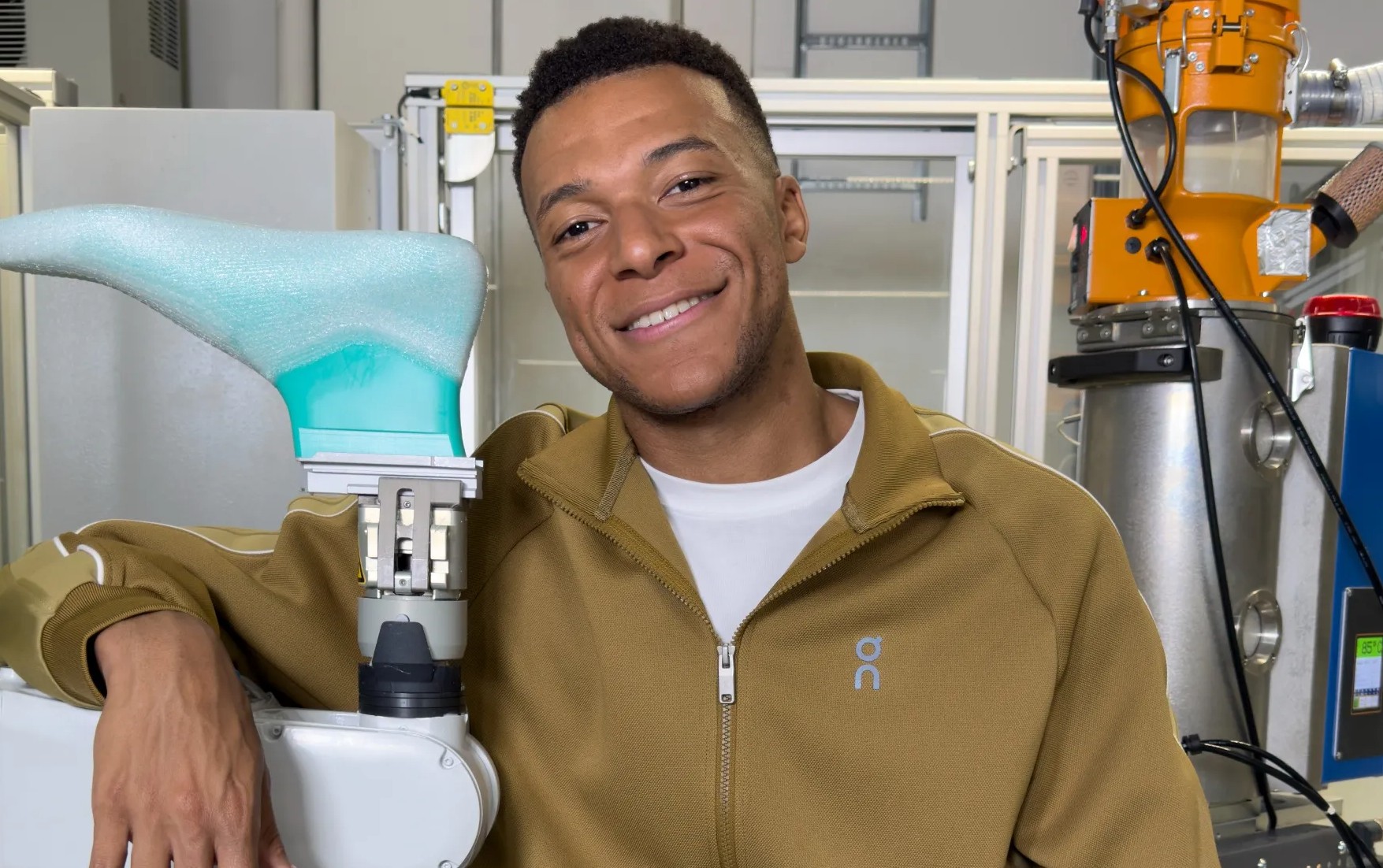 Kylian Mbappe Resmi Gabung On, Tinggalkan Nike Setelah 20 Tahun