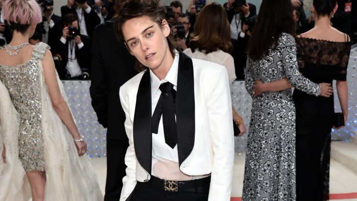 Gaya Boyish Kristen Stewart di Met Gala 2023