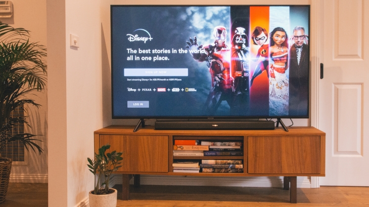Disney berkomitmen untuk menciptakan cerita dengan tema yang menginspirasi dan aspiratif. (Foto: Unsplash/marques kaspbrak)