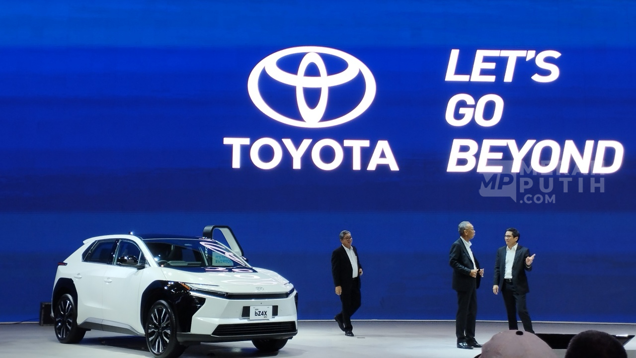 Toyota New bZ4X Resmi Diluncurkan di GIIAS 2025, Dilengkapi Teknologi Battery EV Produksi Lokal