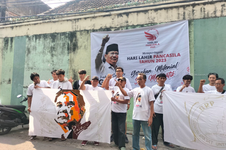 Relawan Jokowi Deklarasi Dukung Prabowo di Pilpres dengan Melukis Wajah Prabowo