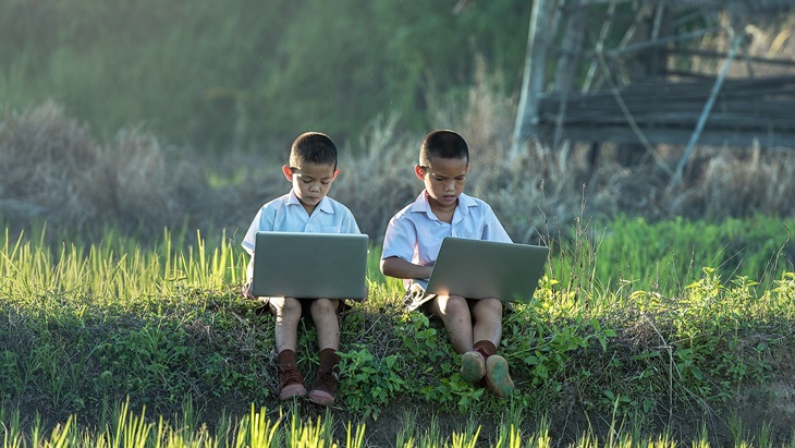 Bilingualism, Aset Kesuksesan Bagi Masa Depan Anak