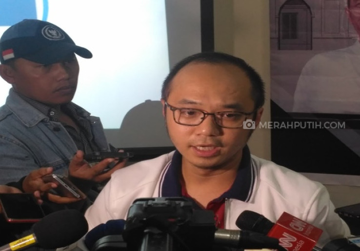 Survei Charta Politika: 64,4 Persen Masyarakat Puas Kinerja Jokowi-Ma'ruf