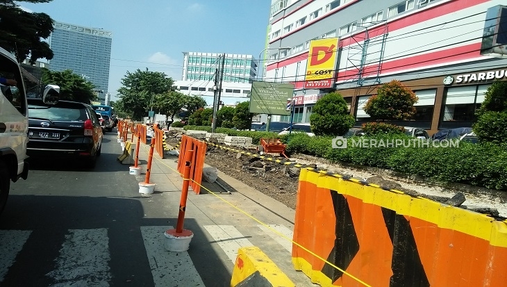 Awal Desember PKL di Trotoar Pasar Senen Direlokasi