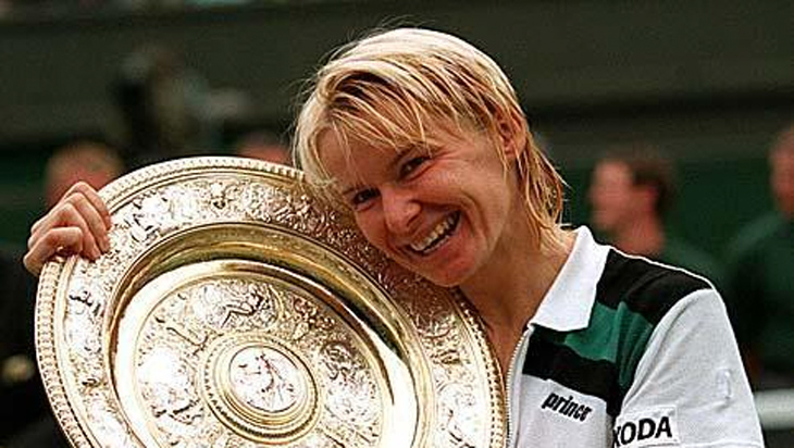 Juara Wimbledon Tutup Usia 