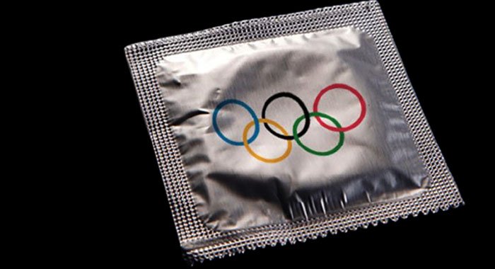 Olimpiade selalu membagikan kondom kepada para atlet. (Foto Punch Newspapers)