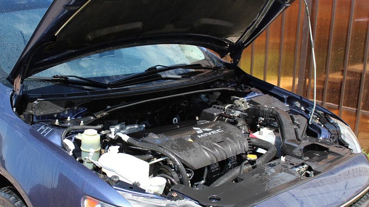 Jangan Panik, Ini Langkah yang Harus Dilakukan Saat Mobil 'Overheat'
