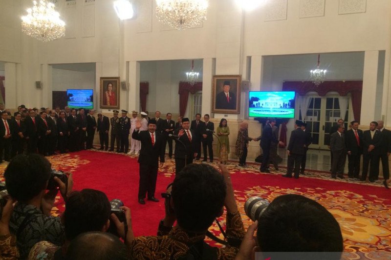 Yudian Wahyudi dilantik Presiden Jokowi sebagai Kepala BPIP di Istana Negara Jakarta, Rabu (5/2/2020) (Hanni Sofia)