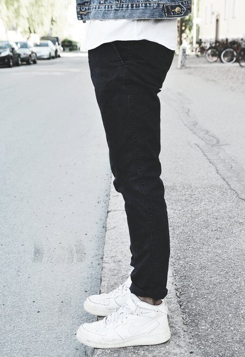 Perhatikan potongan celana jeans (Foto: pinteres/sturbock)