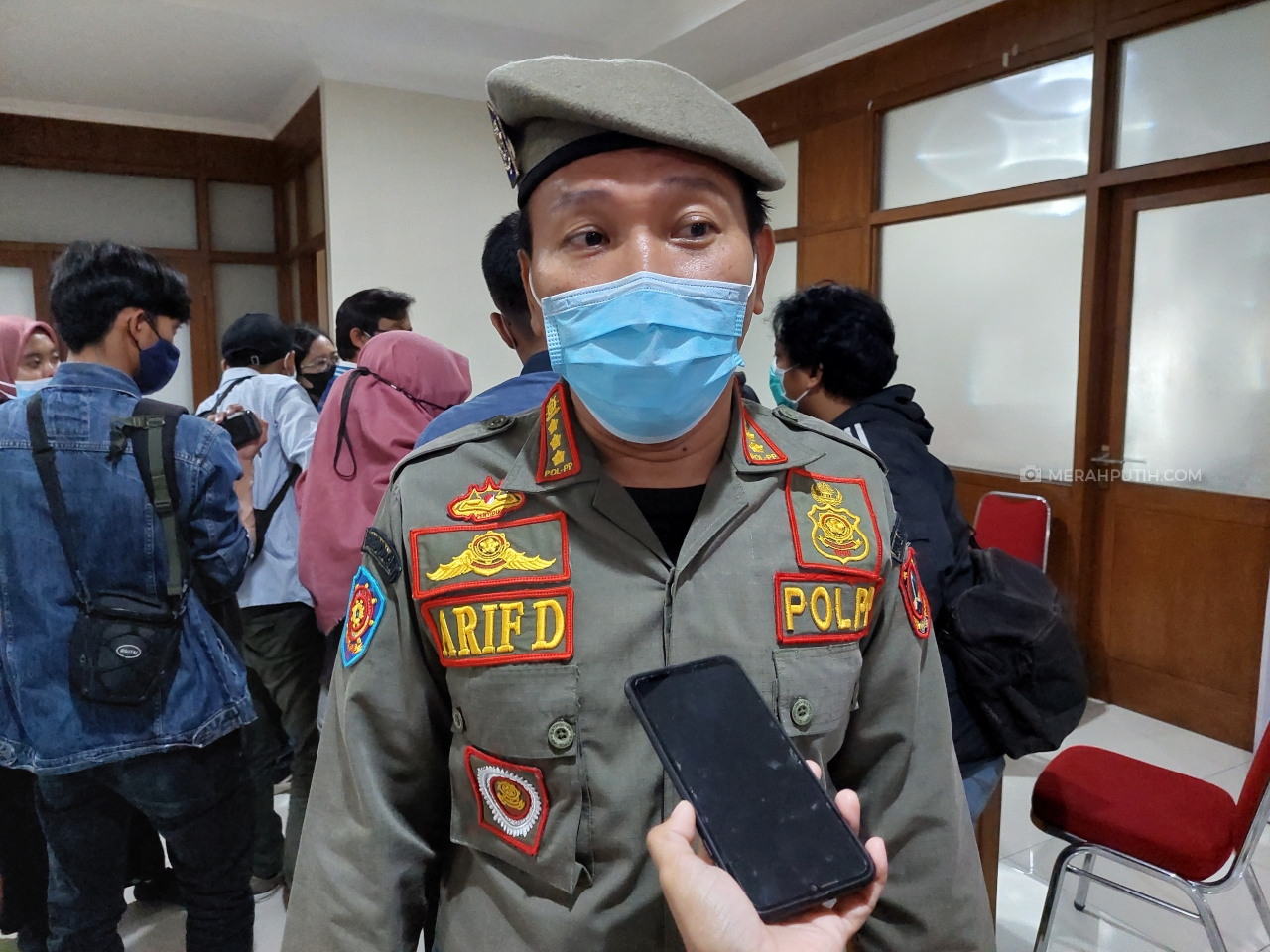 Satpol PP Tertibkan Dua Tempat Usaha yang Gelar Live Musik di Awal Ramadan