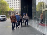 Terjaring OTT, Bupati Muara Enim Edison Bungkam saat Tiba di Gedung KPK